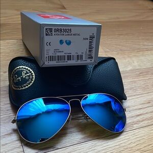 Ray-Ban Aviator Sunglasses - Blue Lens RB3025